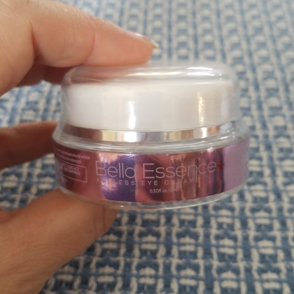 Bella Essence Ageless eye cream